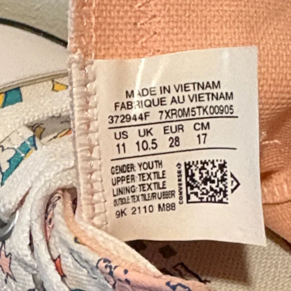 Converse Kids' White Sneakers with Colorful Print - Picture 4 of 6